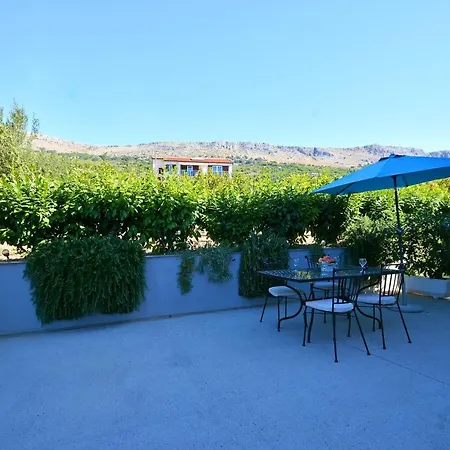 Apartmani Suto