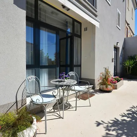Apartmani Suto