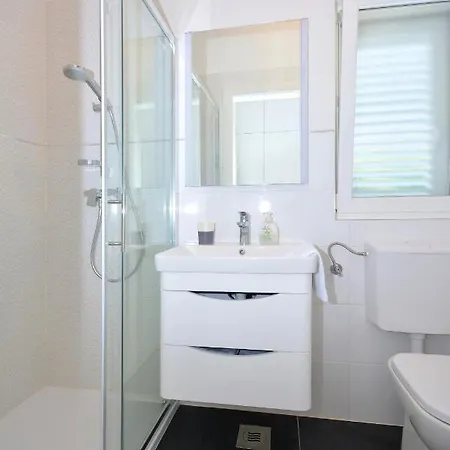 Apartmani Suto Podstrana